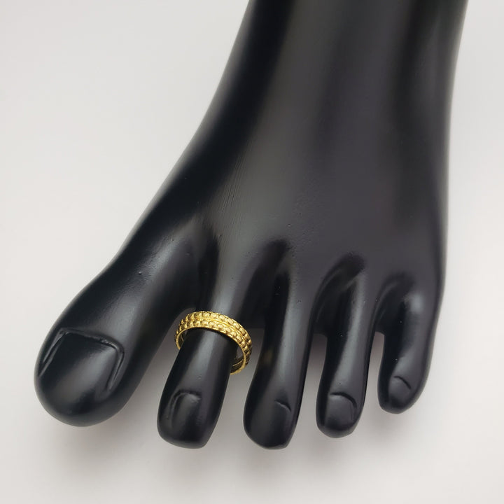 Toe rings