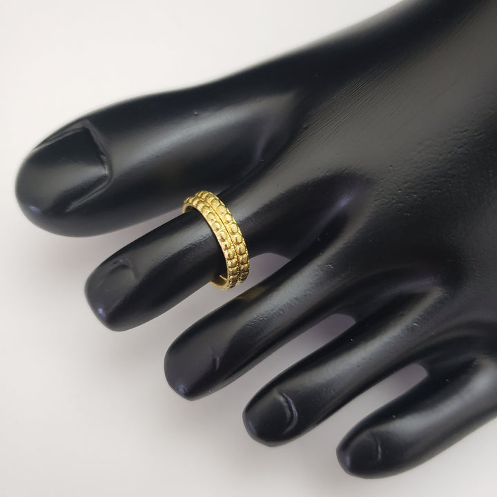 Toe rings