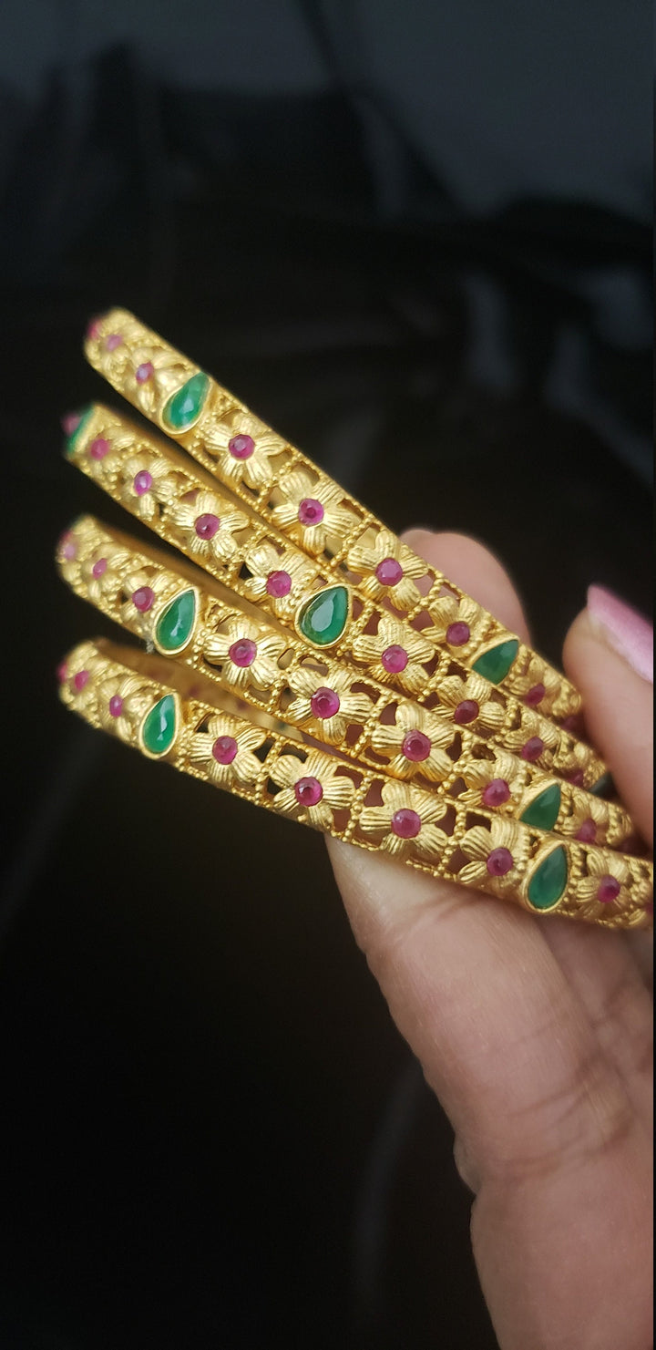 Matte finish Bangles Set