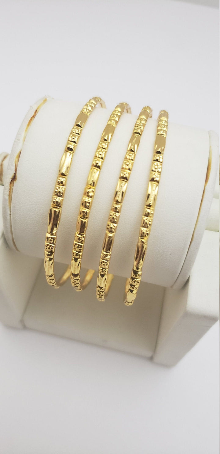 Gold covering Bangles Set