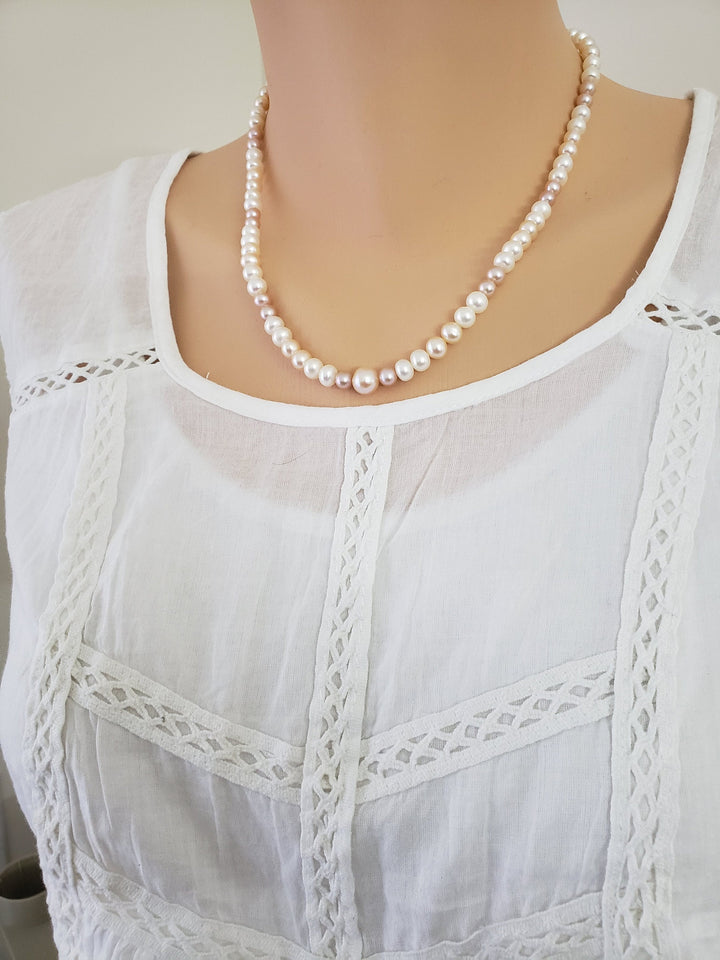 White/peach Pearl set
