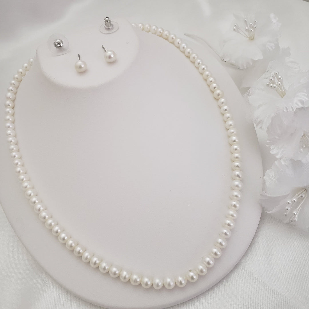 White Freshwater Pearl