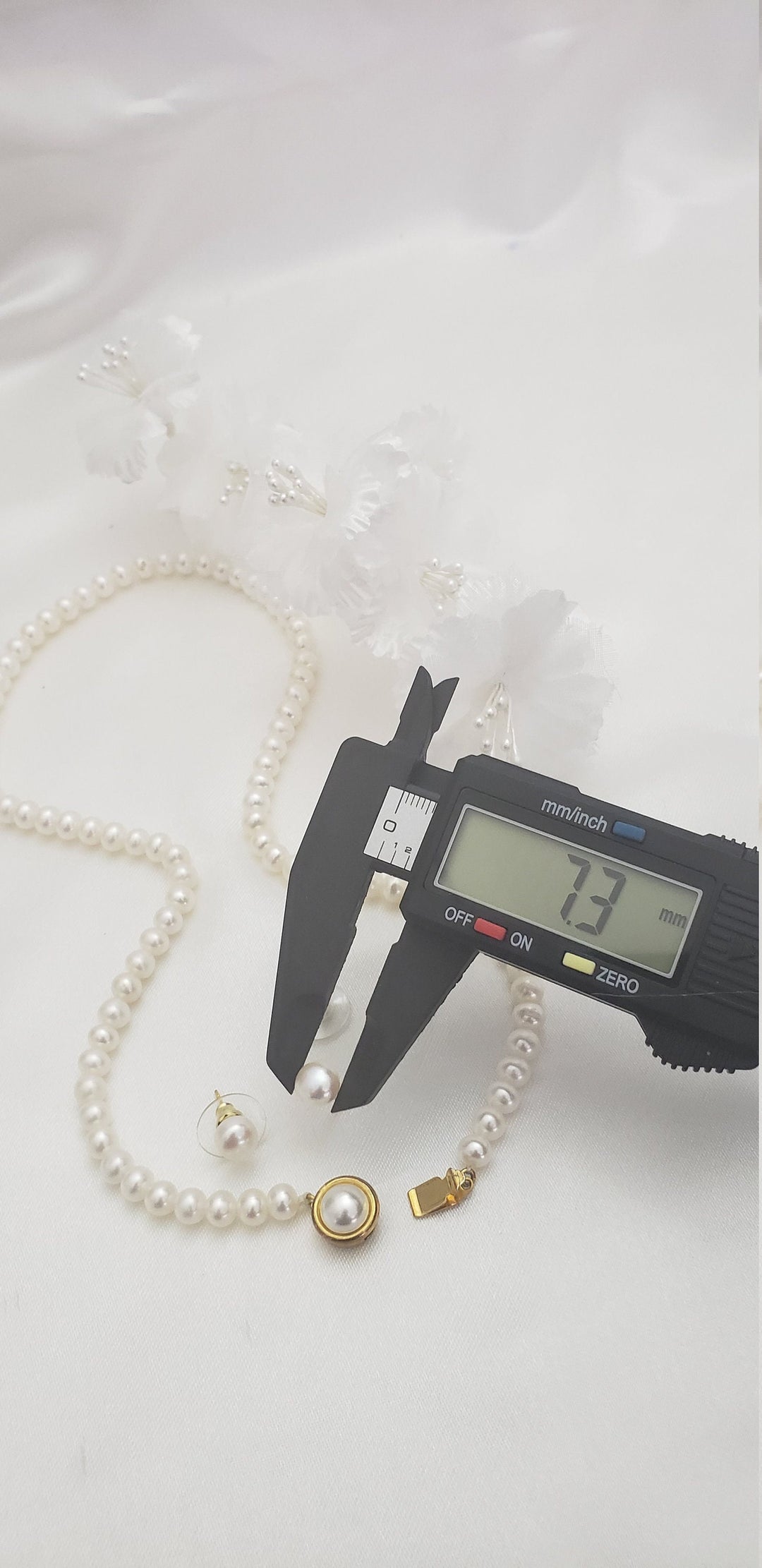 White Freshwater Pearl