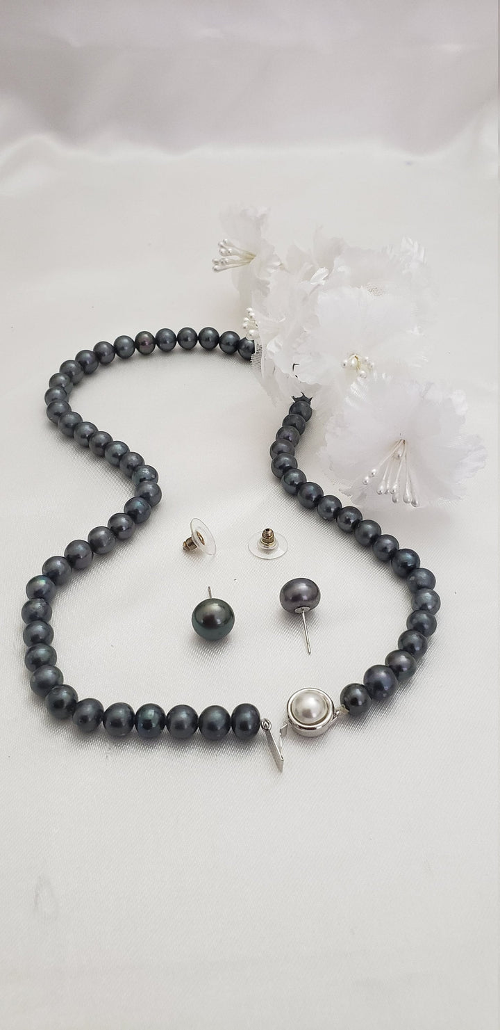 Gray Freshwater Pearls