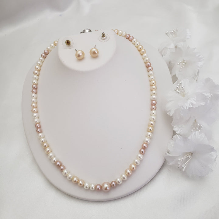 White/peach Pearl set