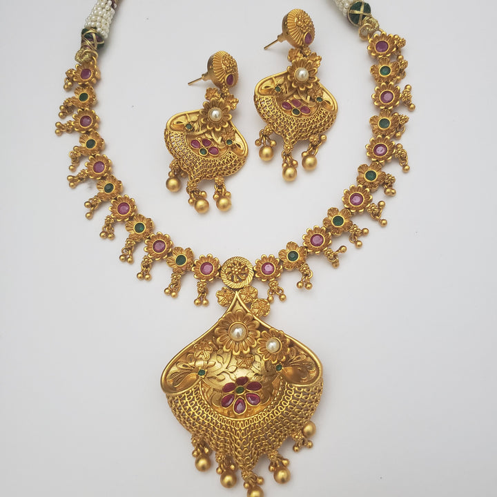 Matt finish 3D Necklace