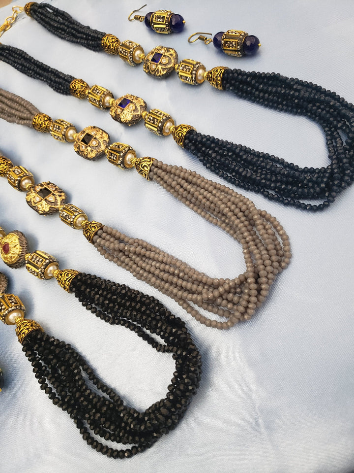 Beads necklacE