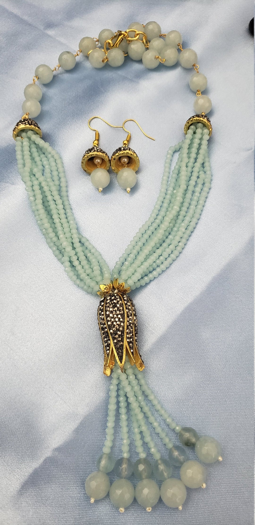 beads Long necklace