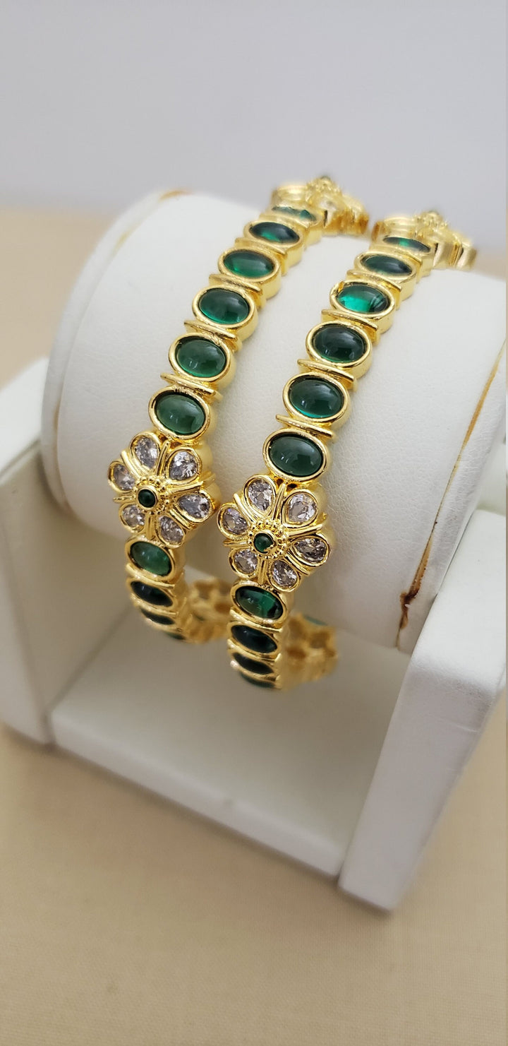 Green Bangles Set