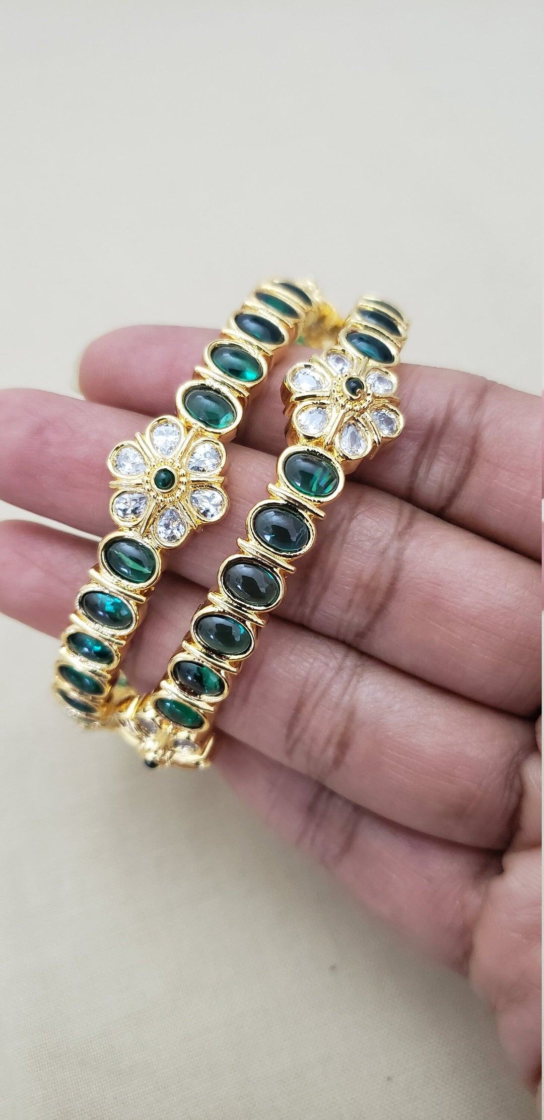 Green Bangles Set