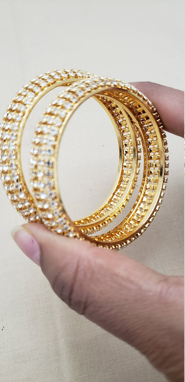Kids white Bangles Set