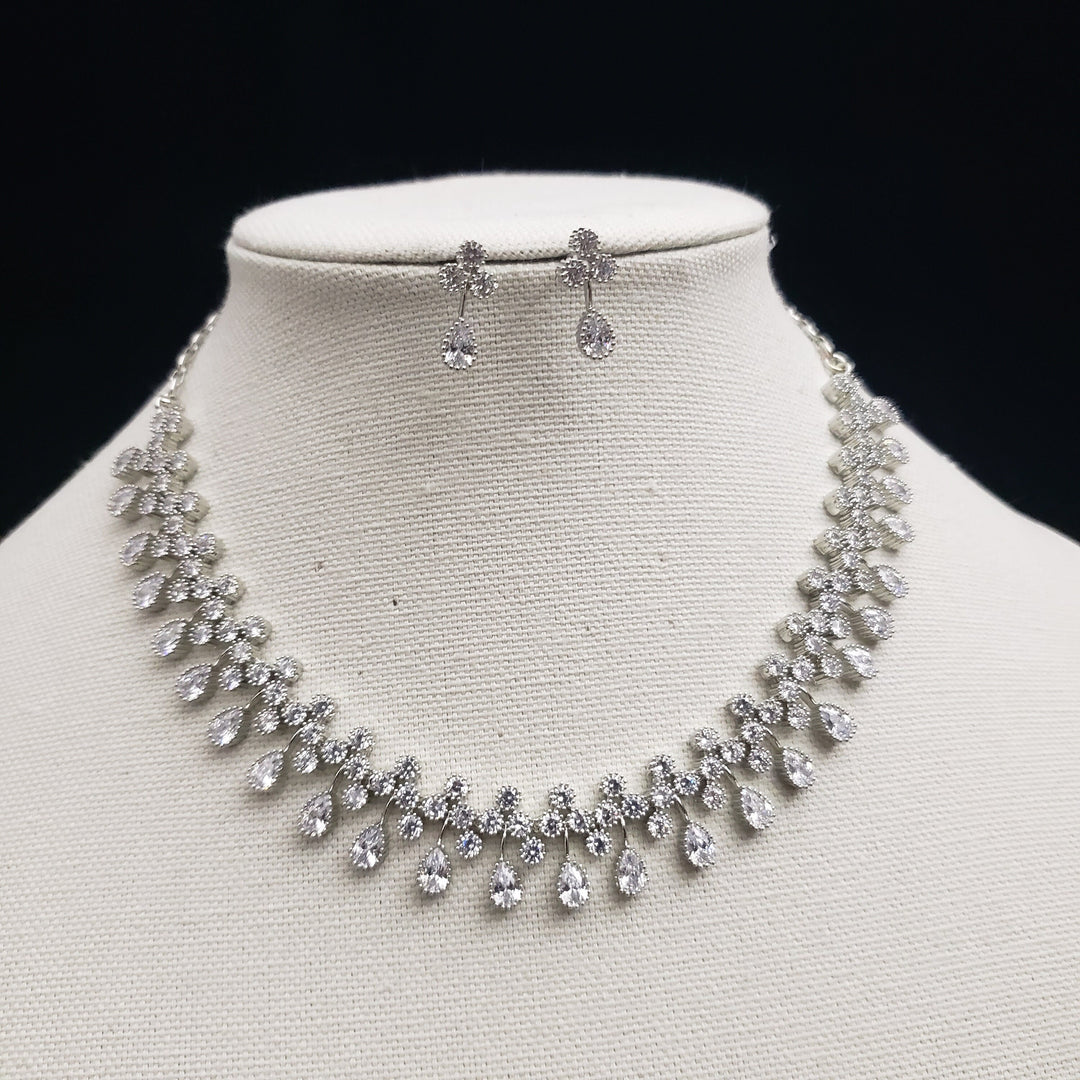 Choker Stone Necklace