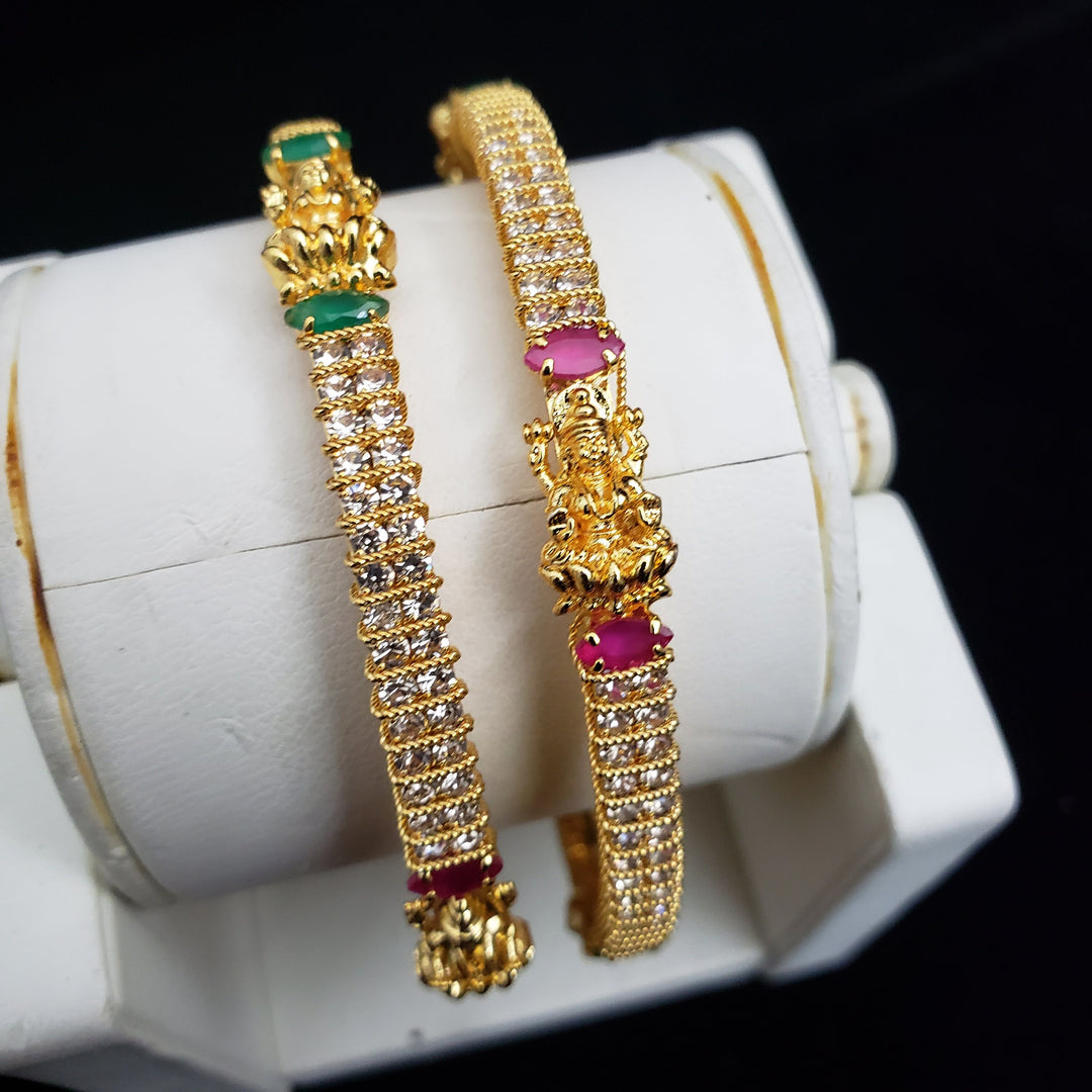 Temple design Bangles