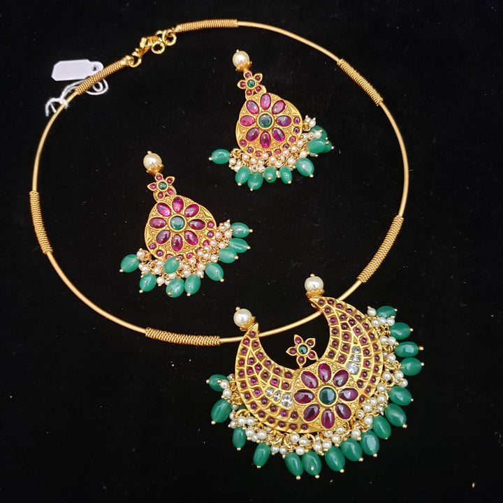 Hasli pattern Necklace