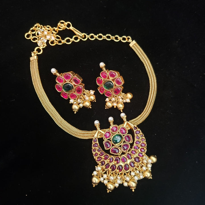 Traditional Kundan Choker
