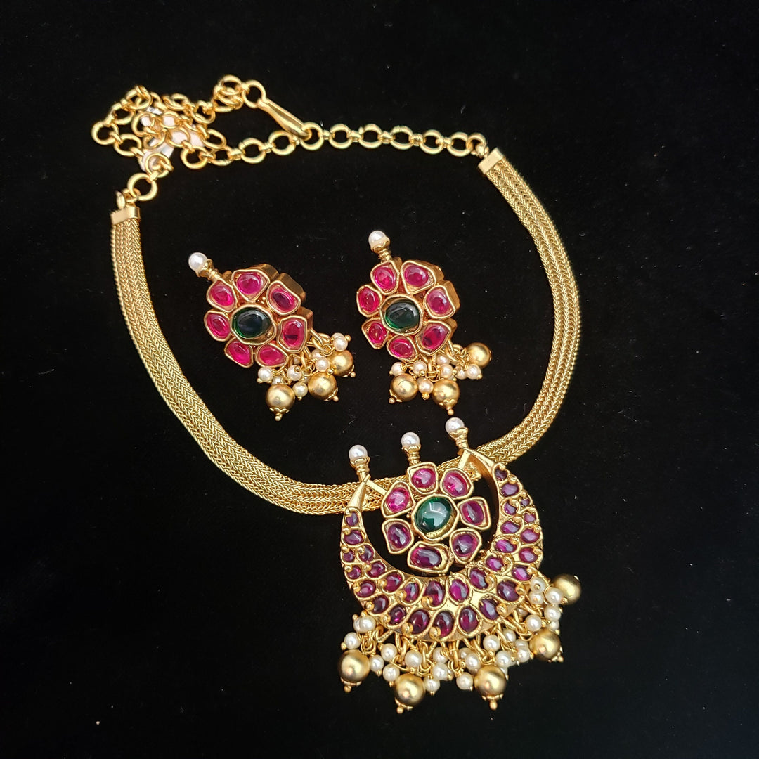 Traditional  Kundan Choker
