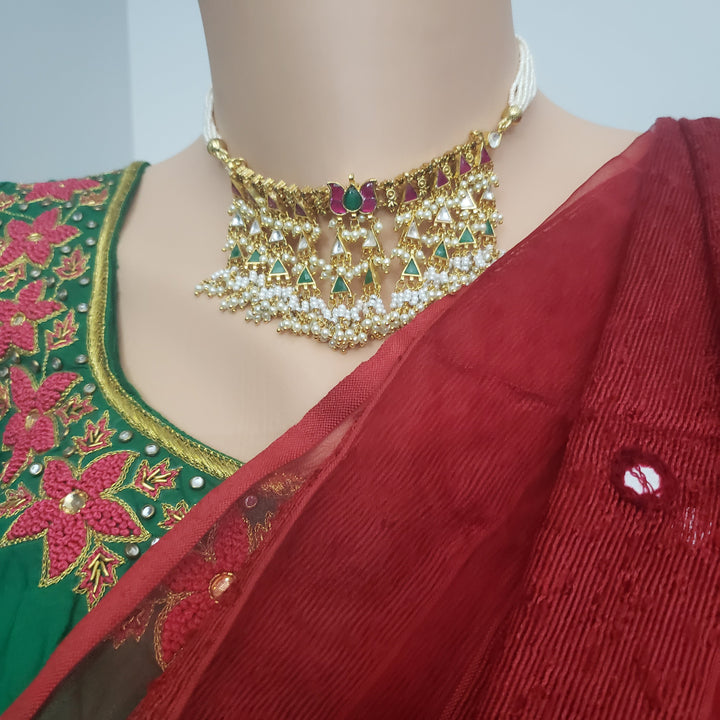 pEARLS Kundan necklace