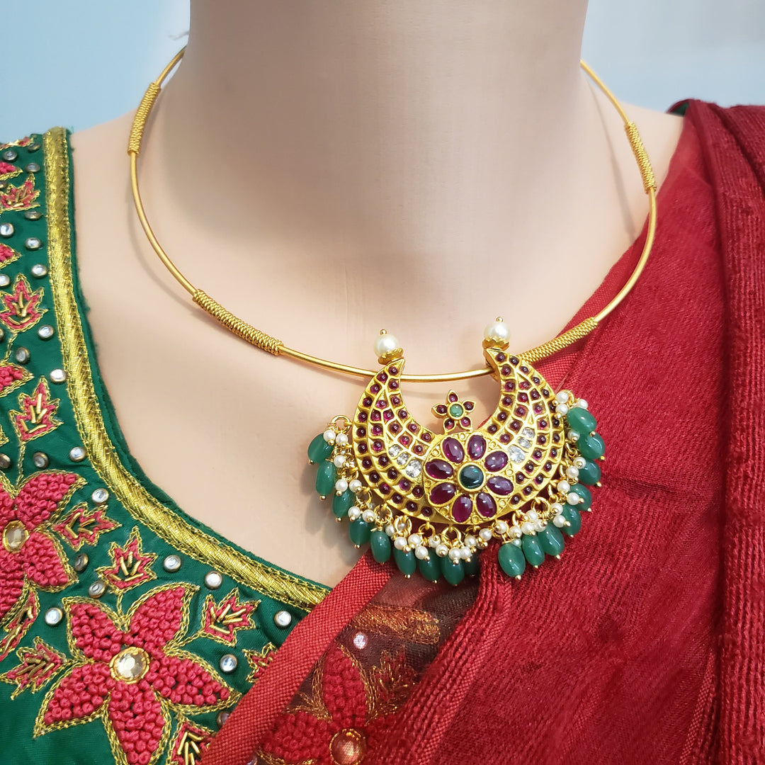 Hasli pattern Necklace