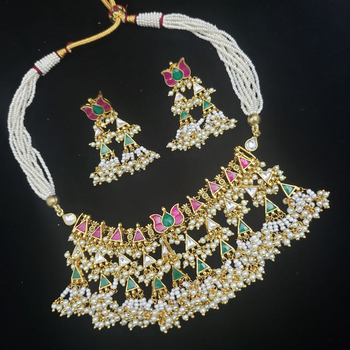 pEARLS Kundan necklace