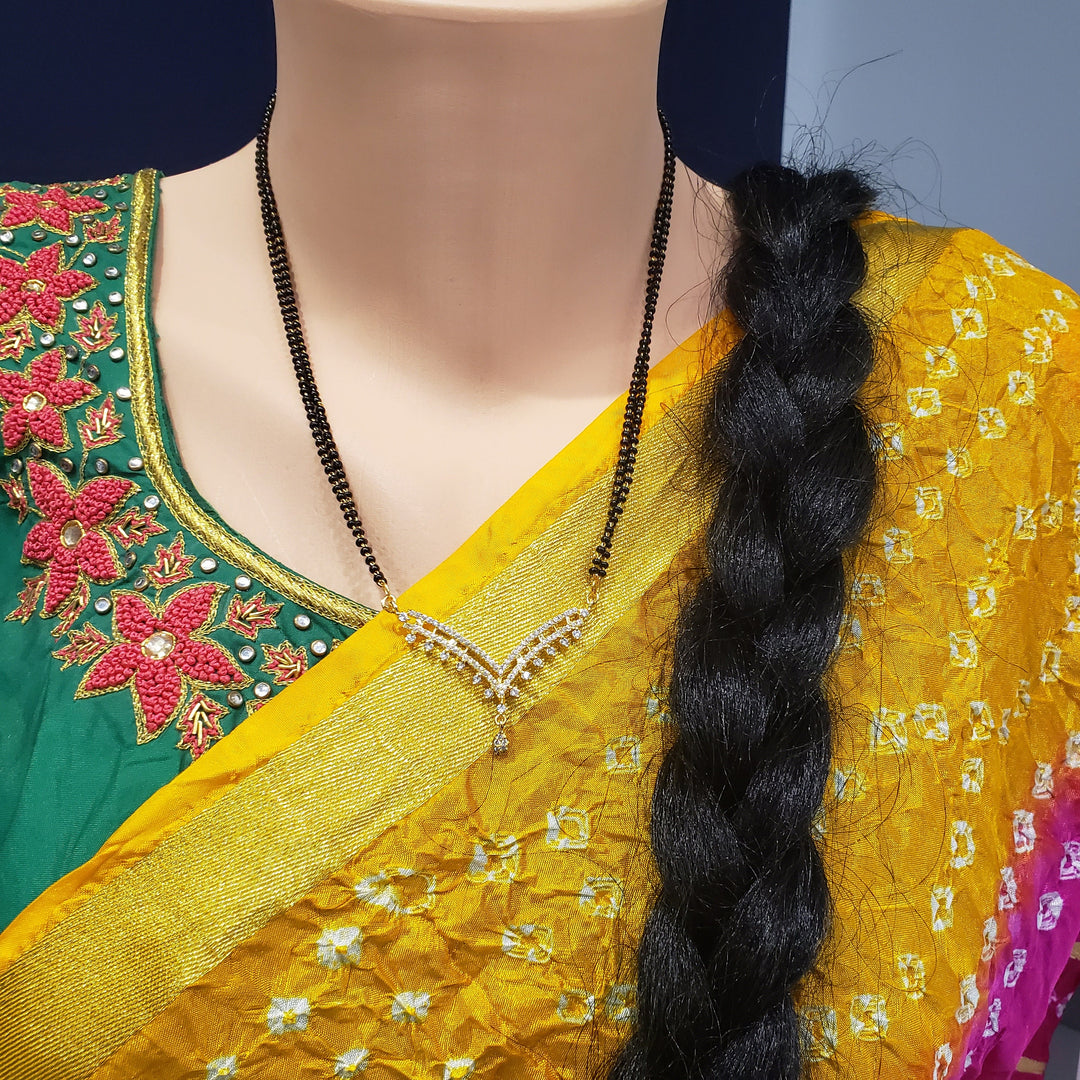 Short black beads