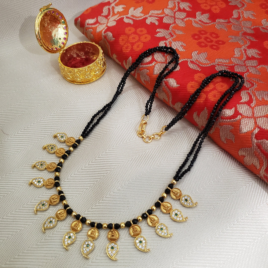 Short 2 lines Black beads