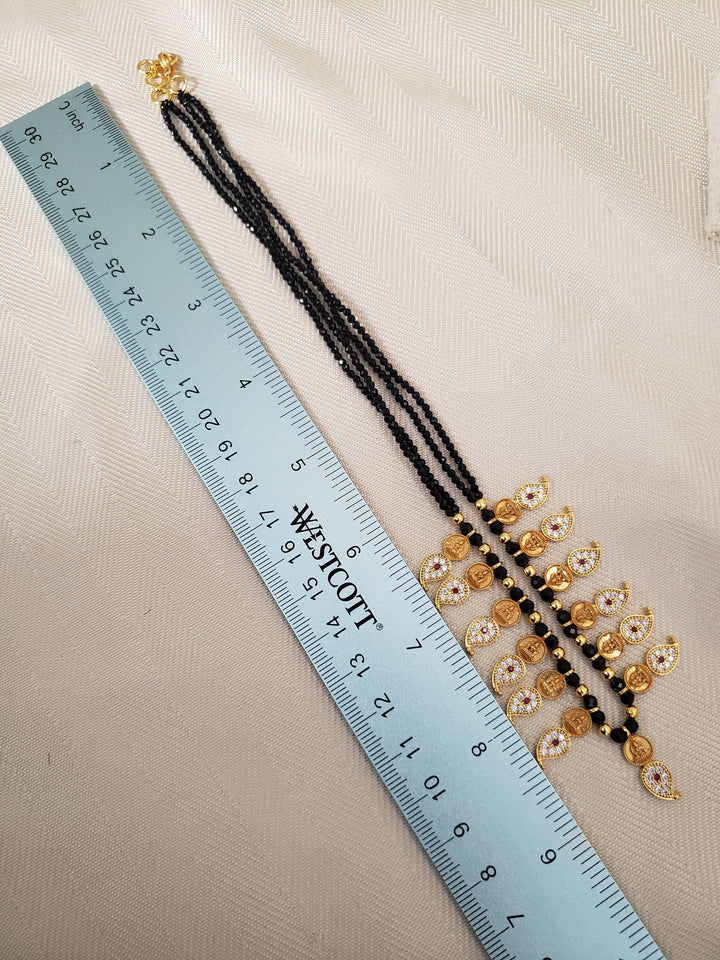 Short 2 lines Black beads
