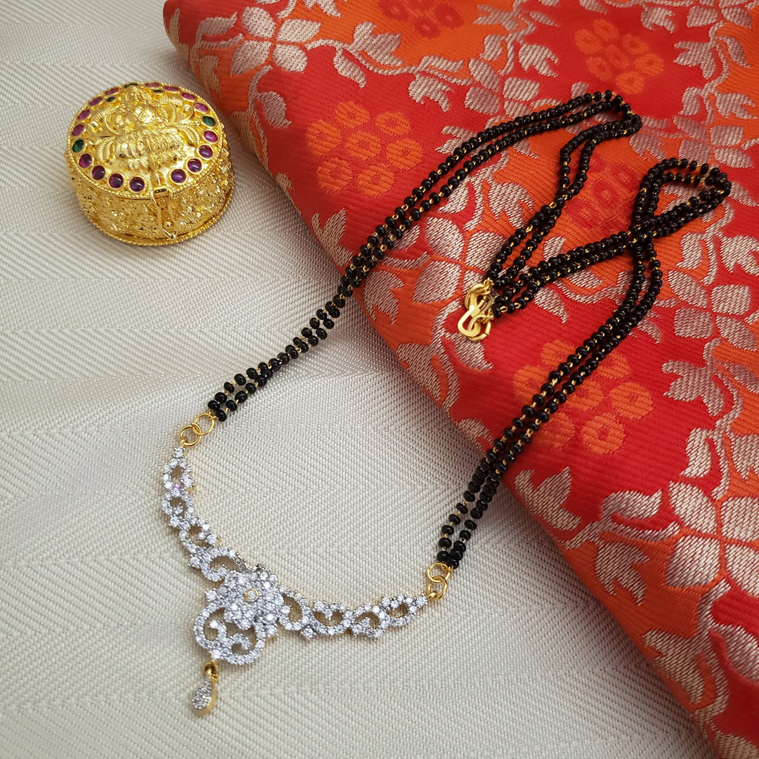 Diamond rep black beads