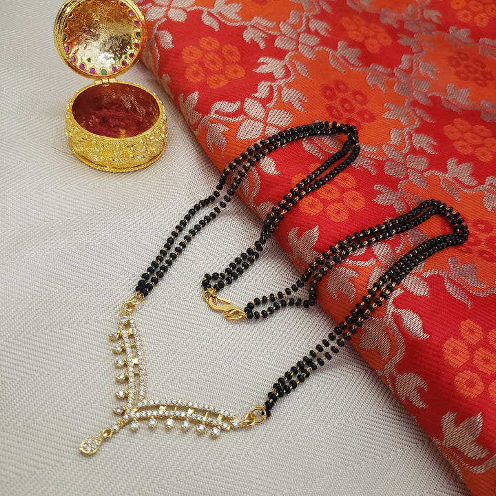 Short black beads