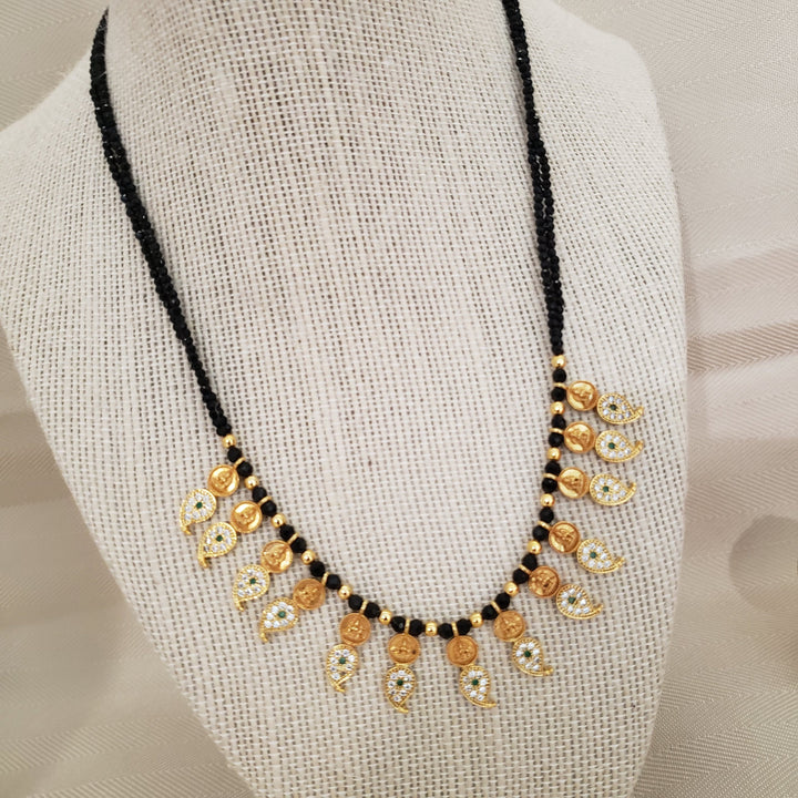 Short 2 lines Black beads