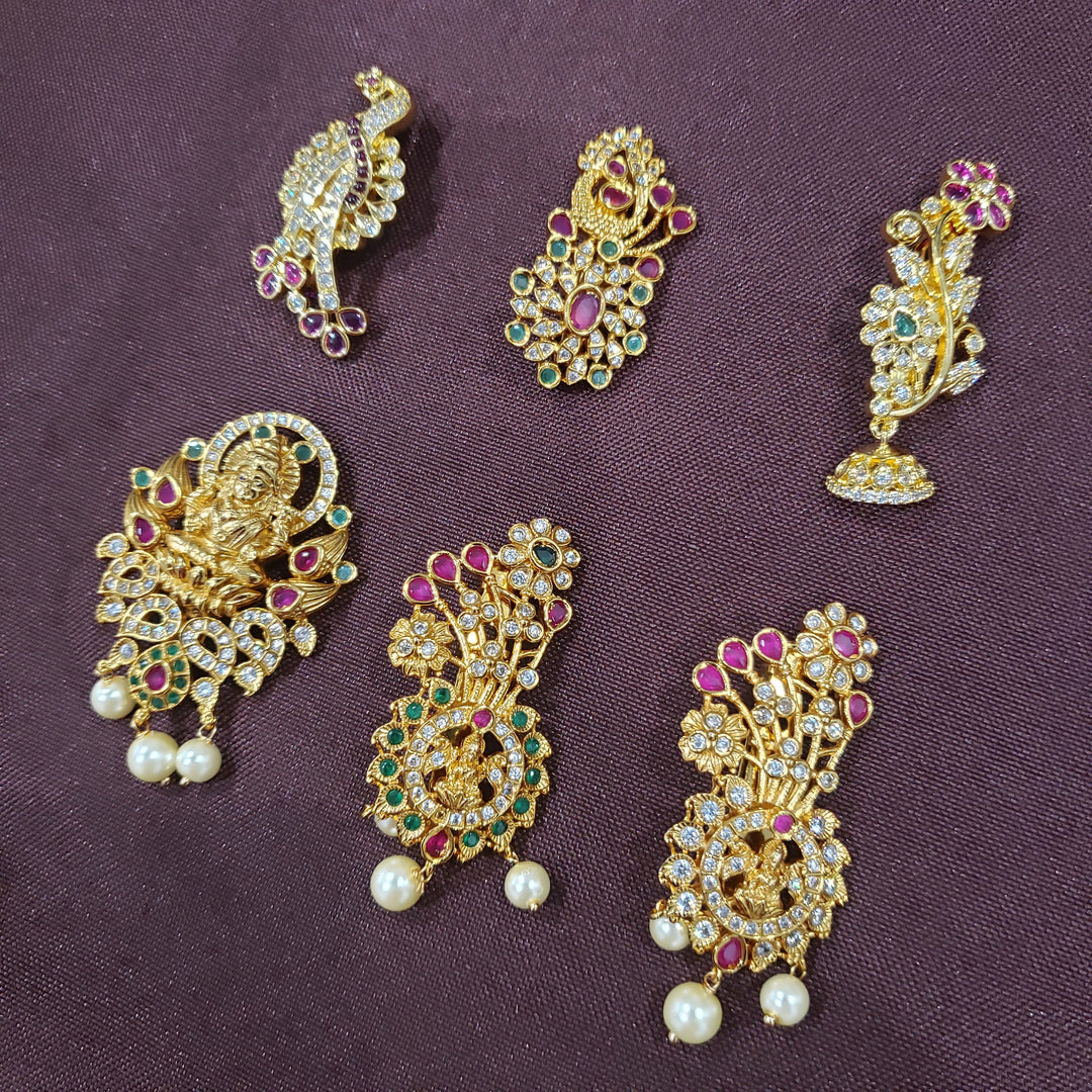 Saree Pins/ Peacock brooch