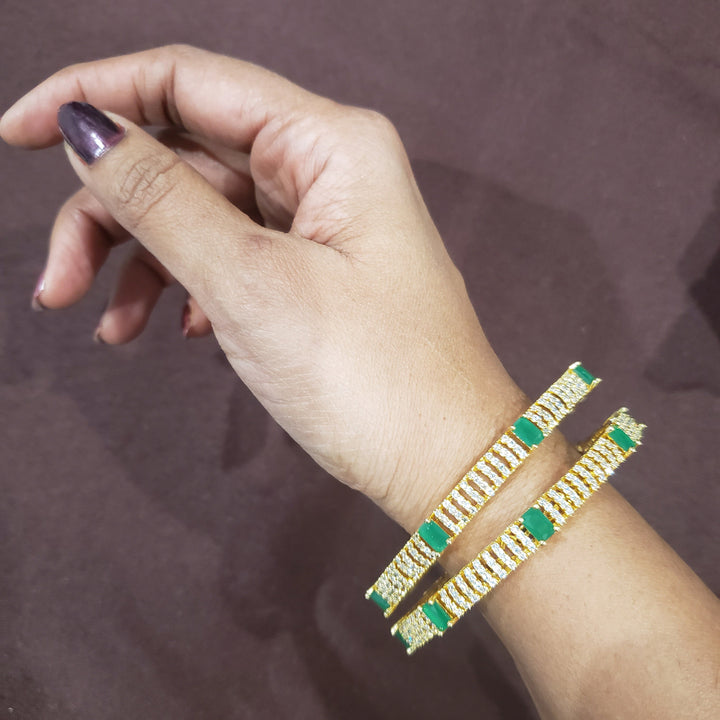 2 green Bangles Set