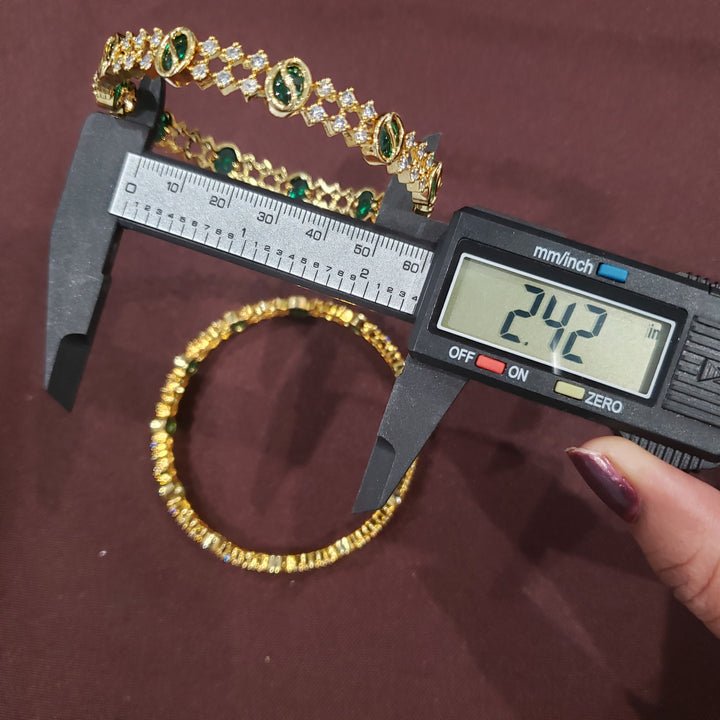 Green Bangle set