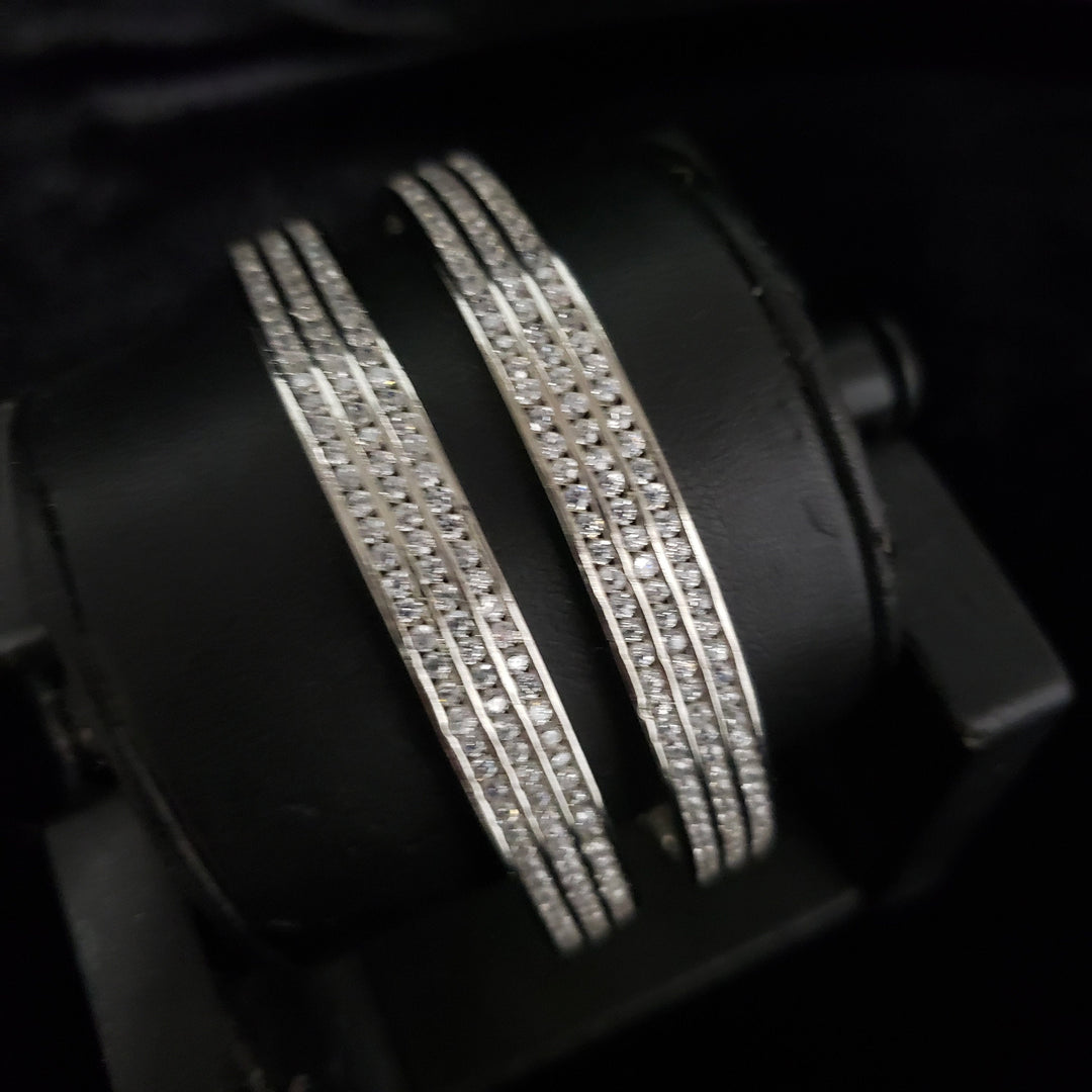 sILVER TONE BANGLES