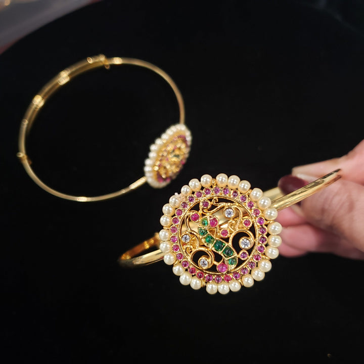 Armlet for Adults