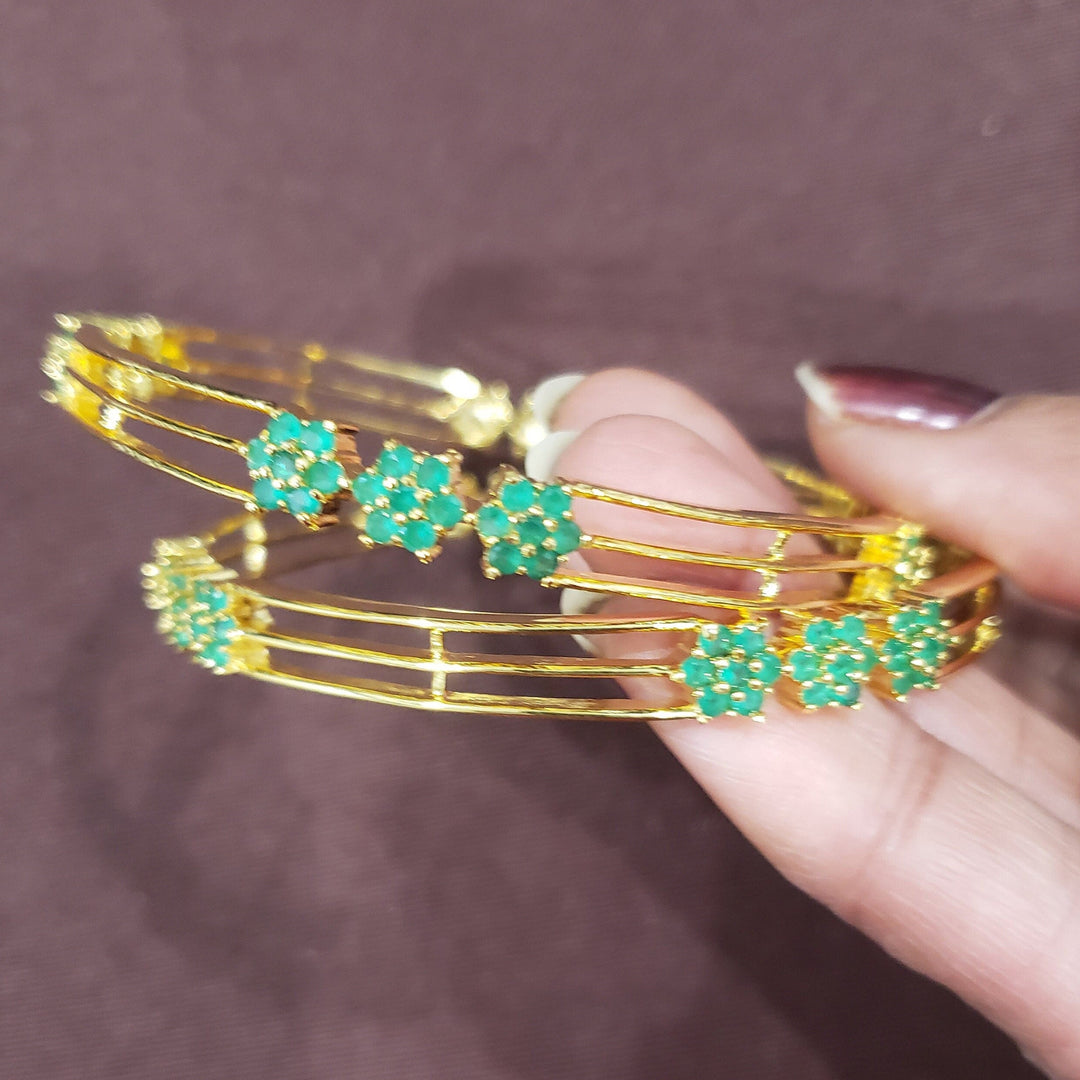 Green stone Bangles Set