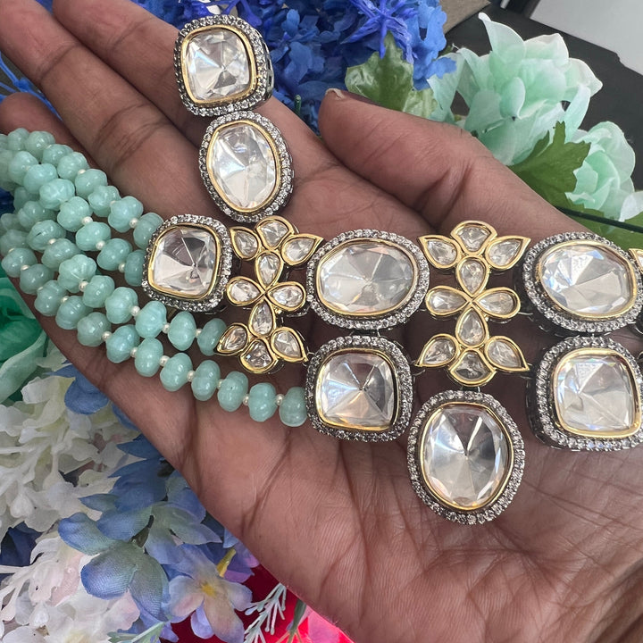 Mozonite necklace Choker
