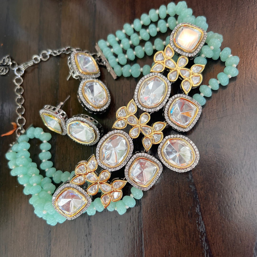 Mozonite necklace Choker