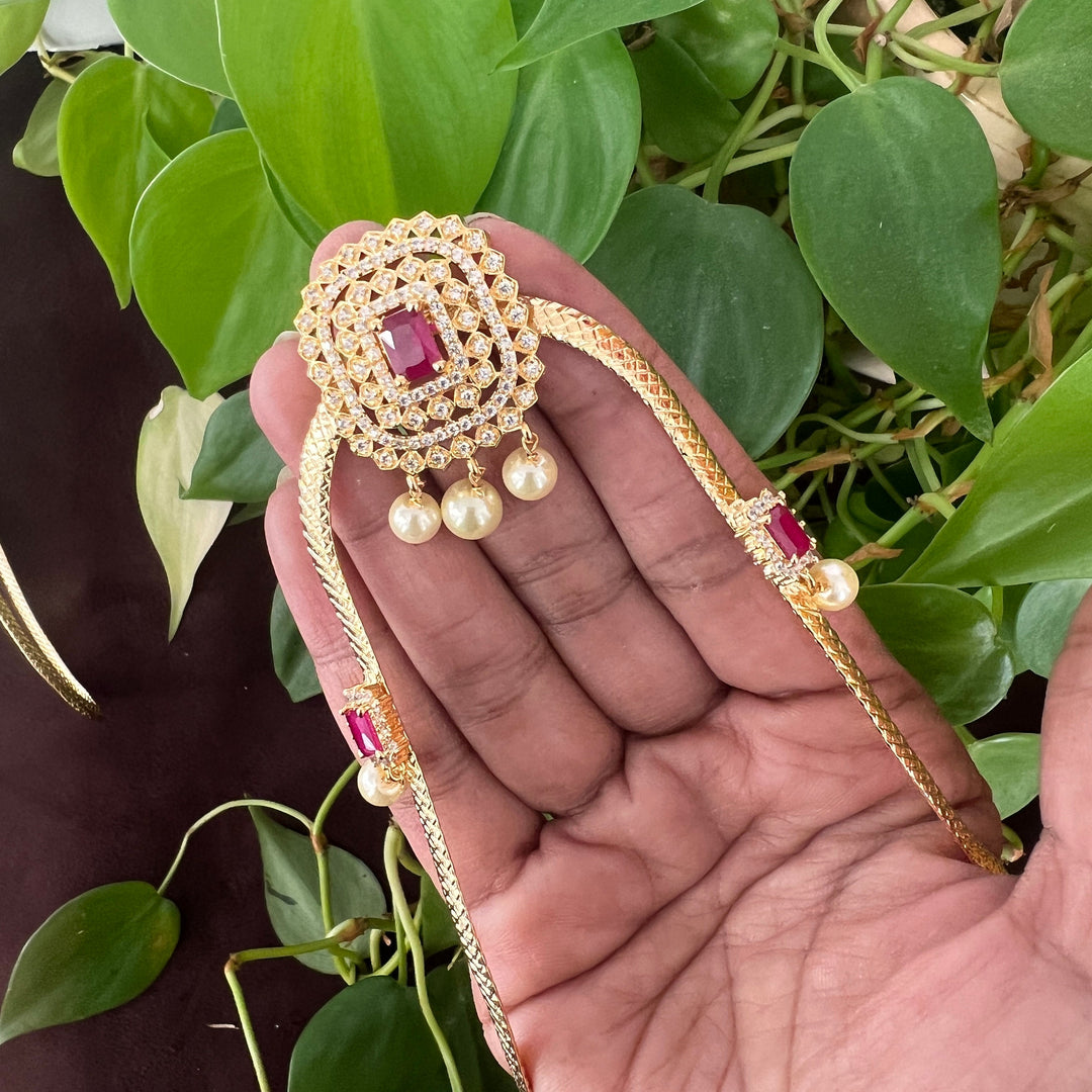 Adult Armlet Vanki