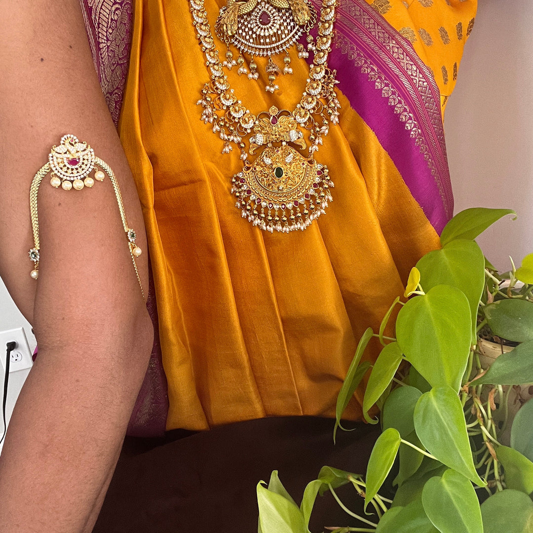 Armlet for adults