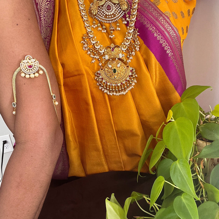 Armlet for adults