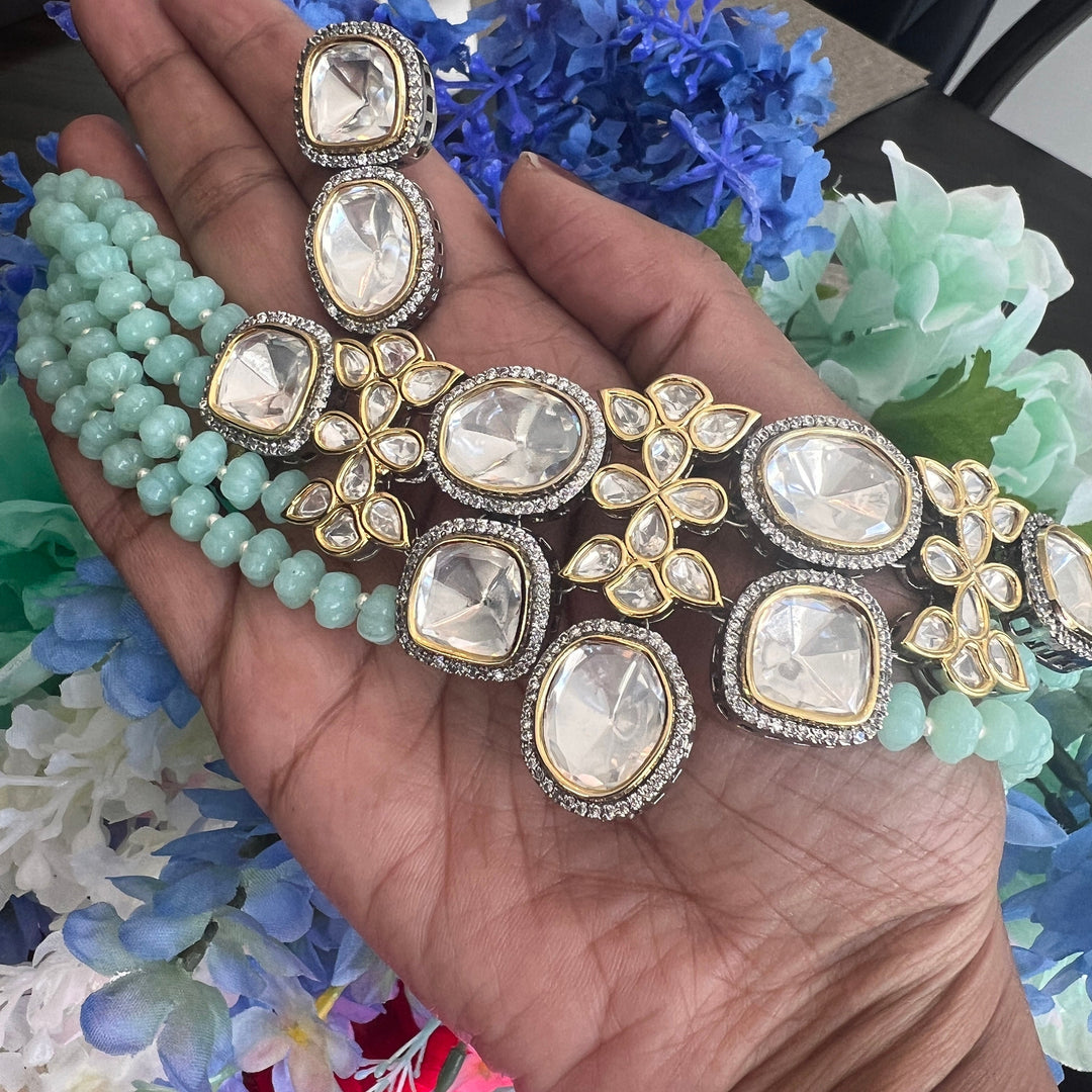 Mozonite necklace Choker