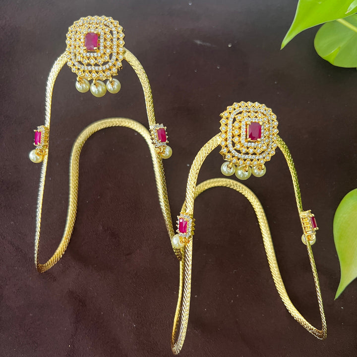 Adult Armlet Vanki