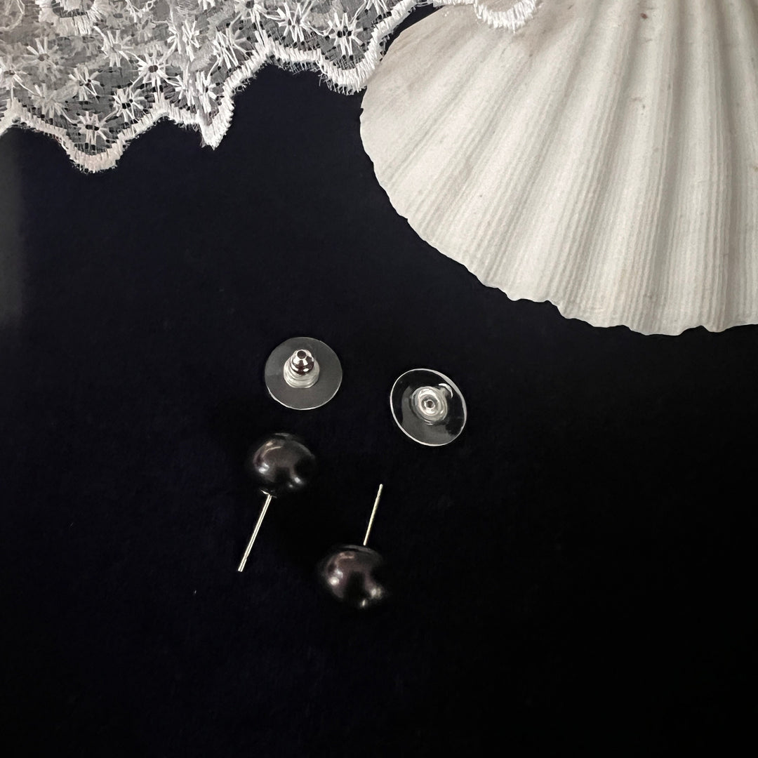 Black Pearl Studs