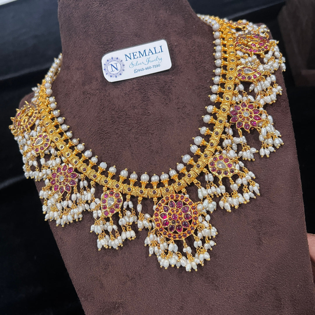 Silver guttapusalu necklace