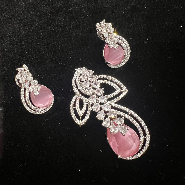 silver color Pendant set