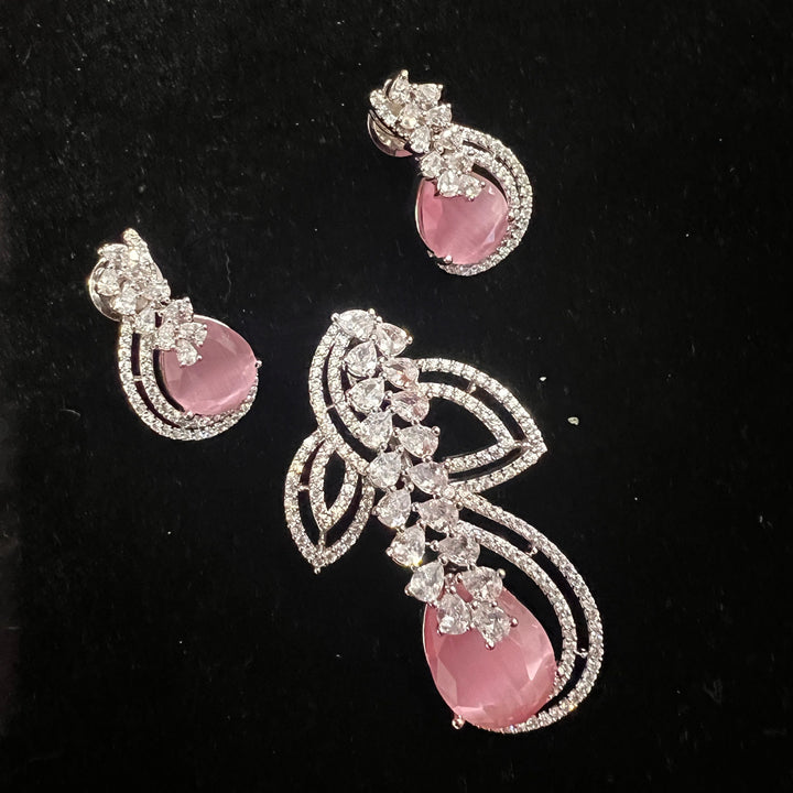 silver color Pendant set