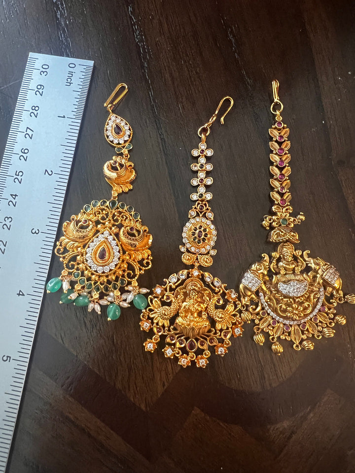 Temple pattern Tikka