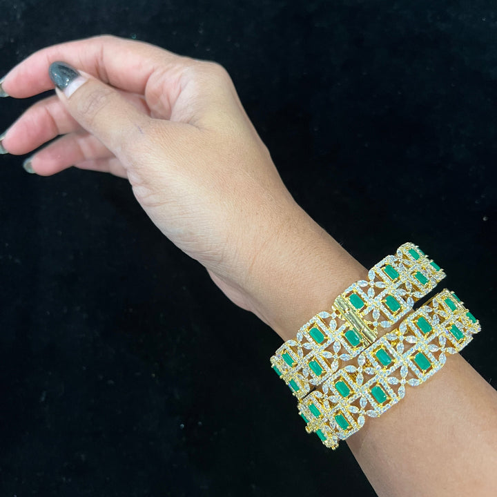 Green Bangles Set