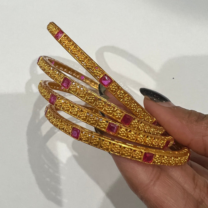 4pc Bangle set