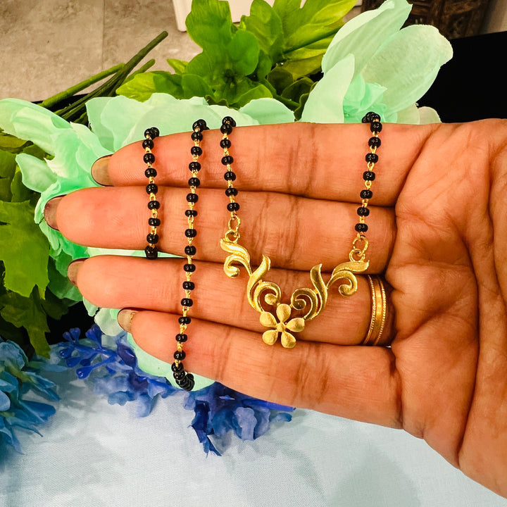black beads plain pendant